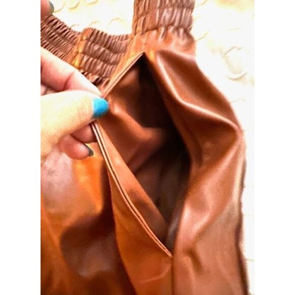 Entro Brown Faux Leather High-Waisted Dressy Elastic Festive Shorts w/Pockets L - Picture 2 of 6